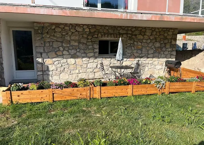 Chez Veronique Апартаменты *